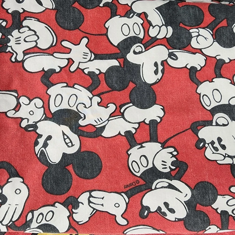 Vintage Disney Mickey Mouse Twin Size Zip‎ Duvet Cover & Pillow Case Red & Black